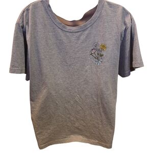 Pretty Rebel Juniors Large Flower Nee Beginning Grey Short Sleeve Shirt